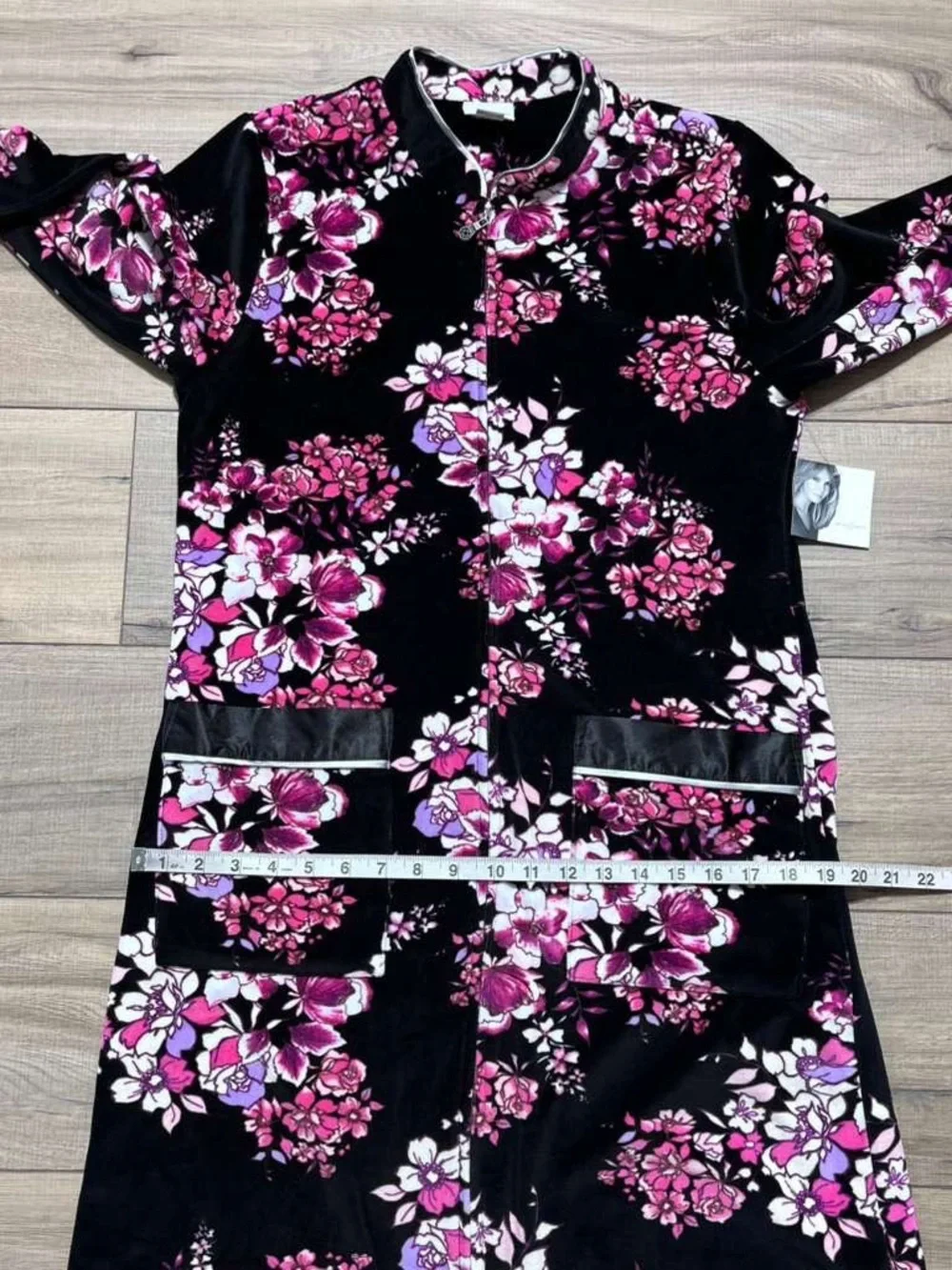 Jaclyn Smith Womens Full Zip Floral Robe Size Medium Black Pink - Picture 3 of 15